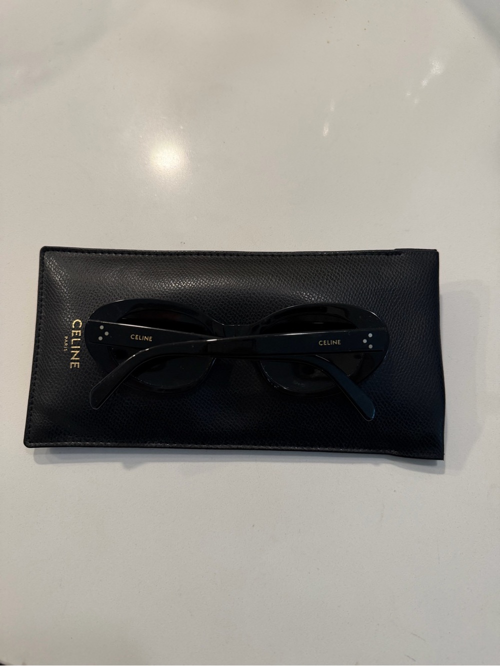Celine Black Oval Sunglasses with Black Case CL40193I - Picture 3 of 3